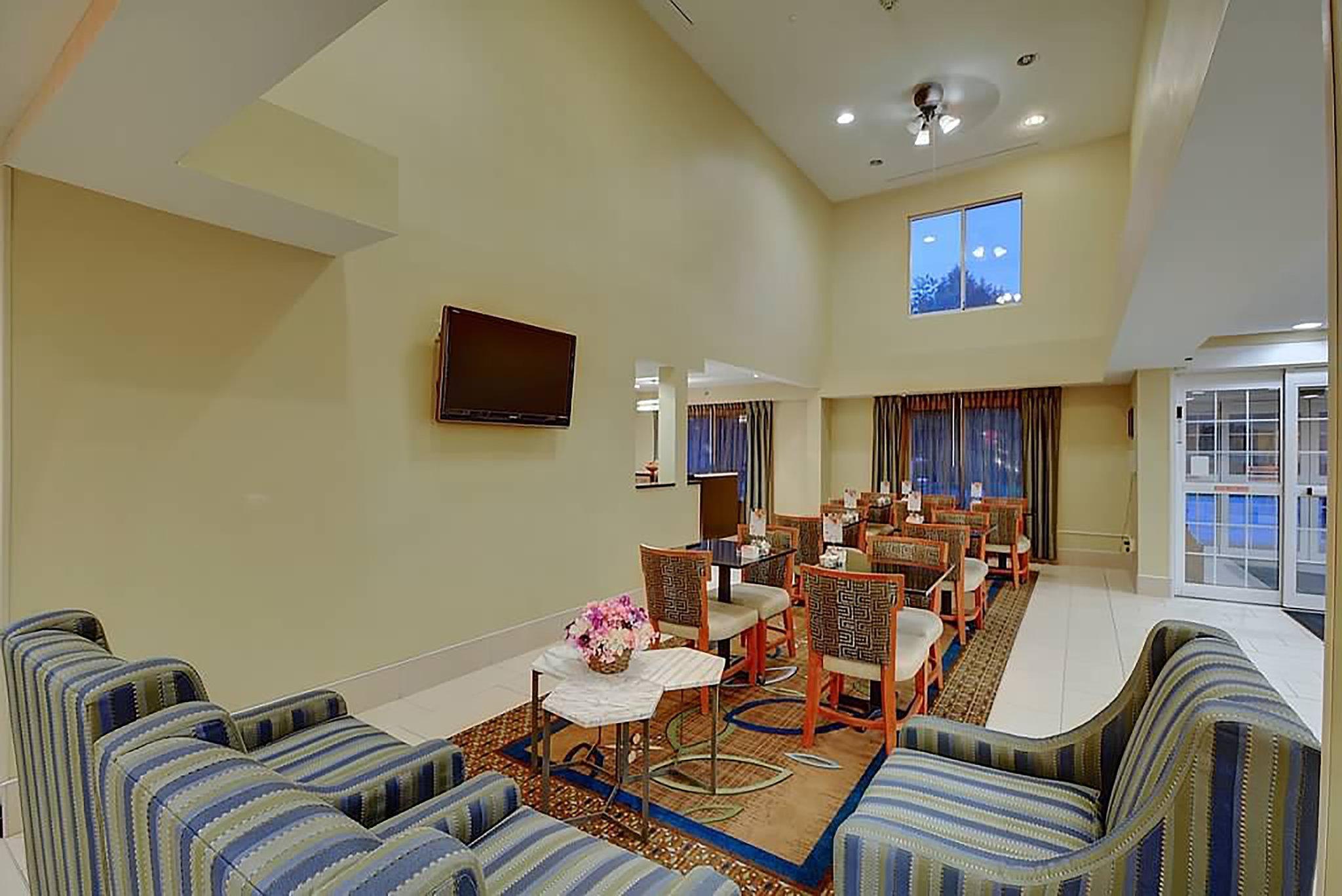 Keene Elm City Hotel, Ascend Hotel Collection Экстерьер фото