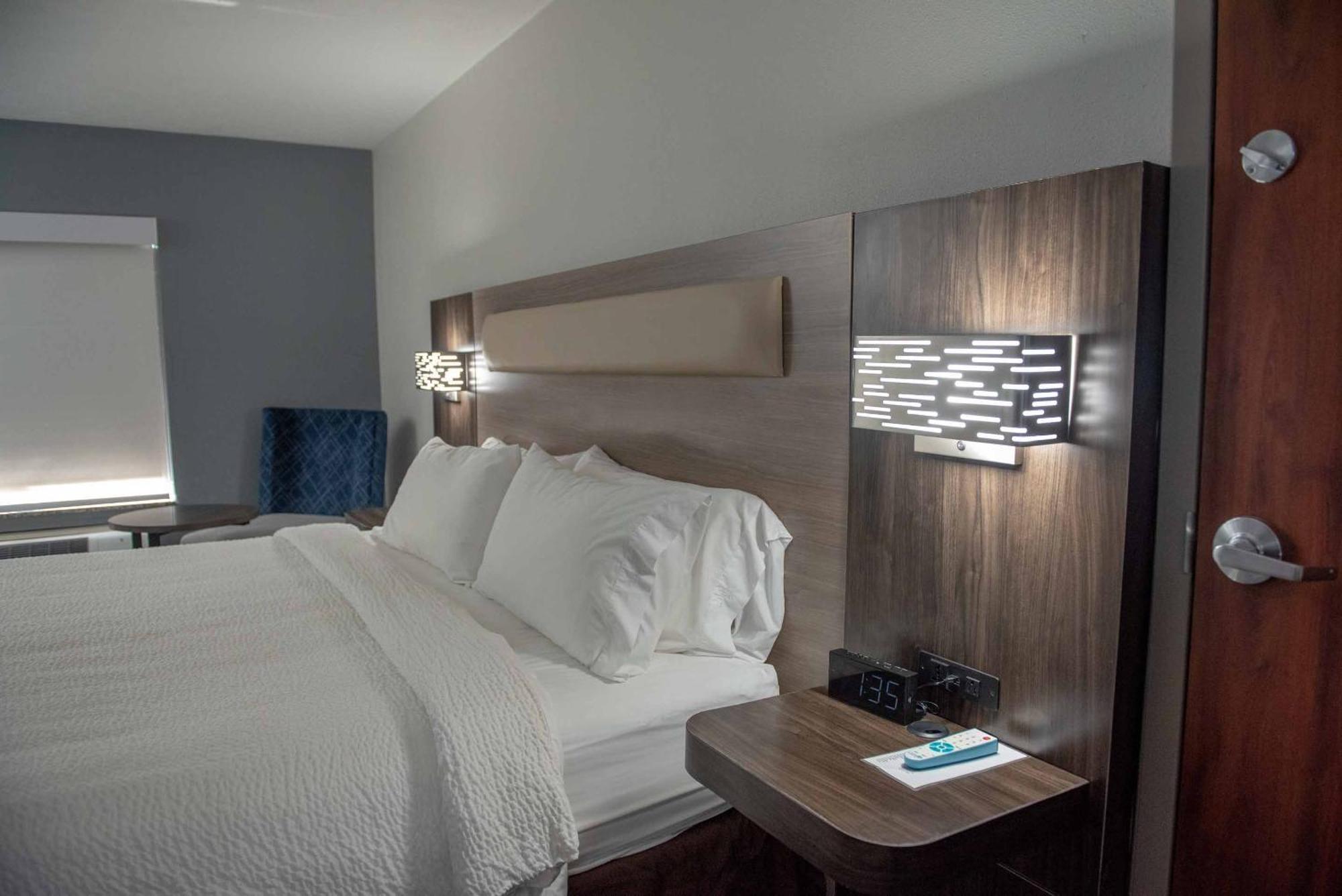 Keene Elm City Hotel, Ascend Hotel Collection Экстерьер фото